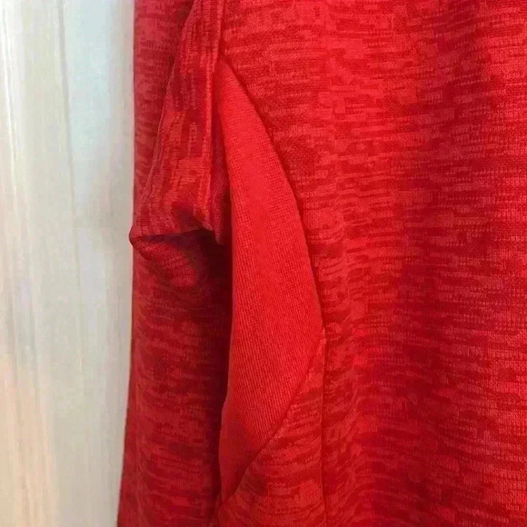 Men's Boston Red Sox Majestic Red  2018 World Series Fleece Pullover Hoodie - Picture 5 of 8